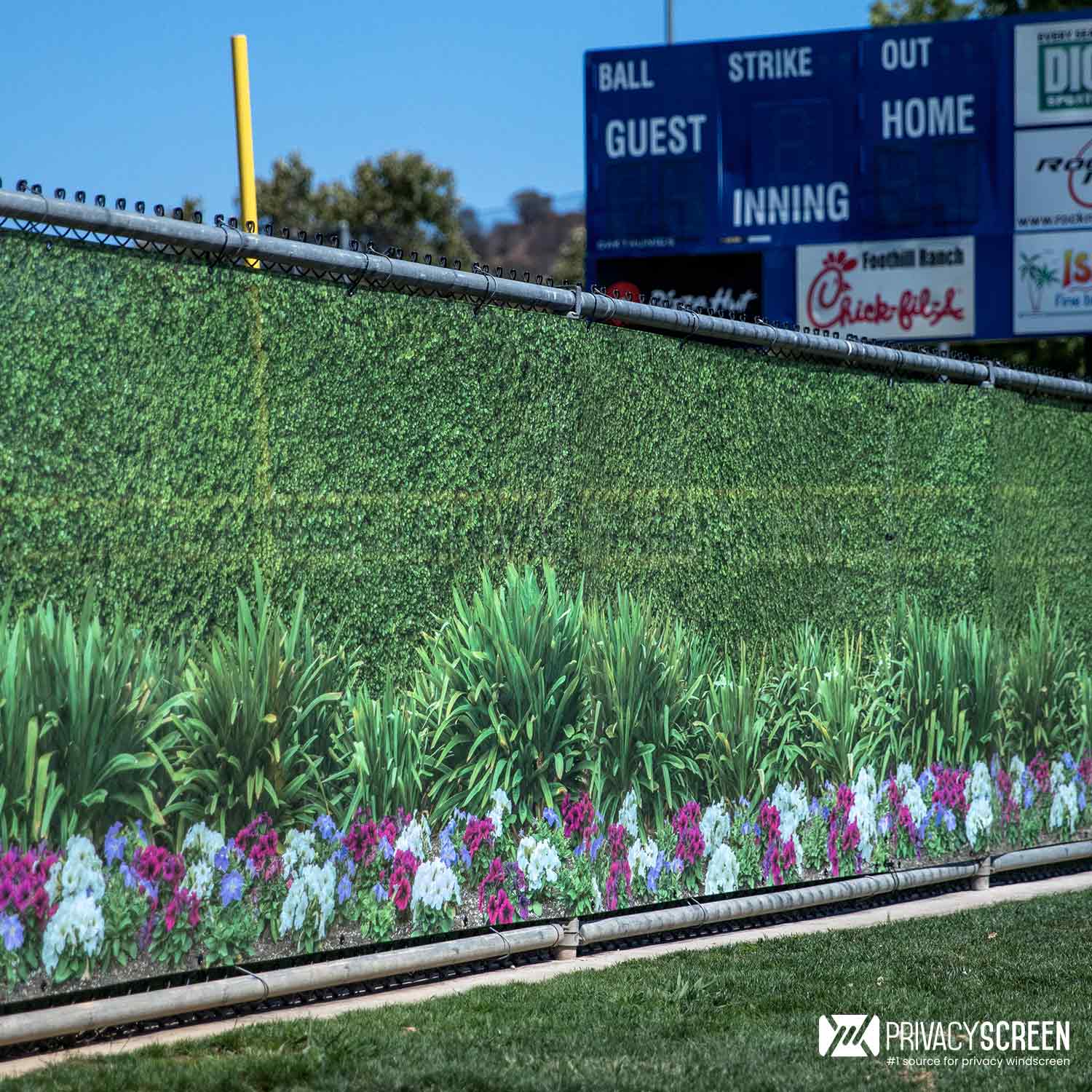 Boxwood Hedge with Flowers Outdoor Screen | 211 Series